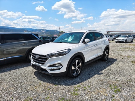 Hyundai Tucson 1.7 CRDI 141кс