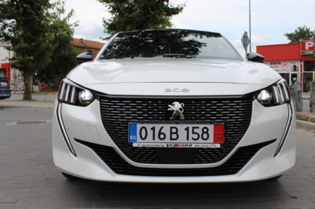 Peugeot 208 1.2I GT LINE