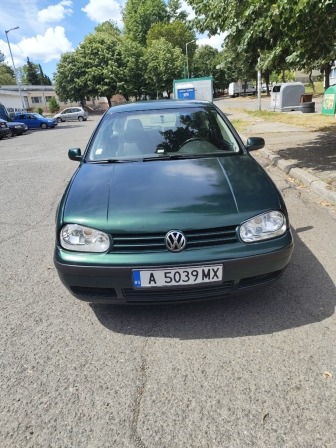 VW Golf