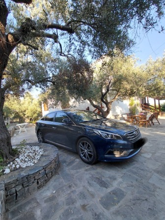 Hyundai Sonata 2.0 turbo