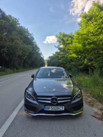 Mercedes-Benz C 220