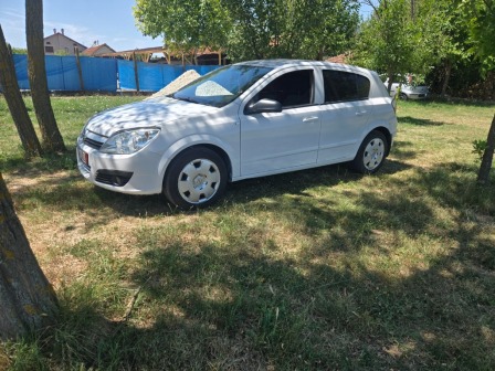 Opel Astra 1.4i