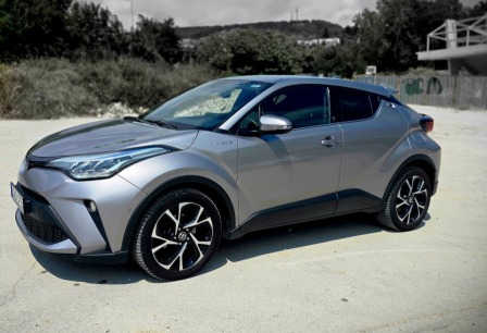 Toyota C-HR 2.0 Hybrid Face