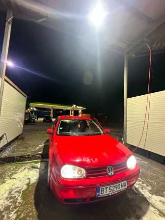 VW Golf 1.6