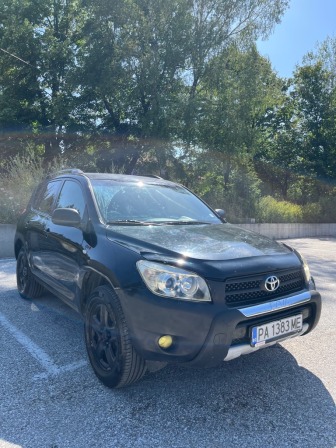 Toyota RAV 4 2.2 136