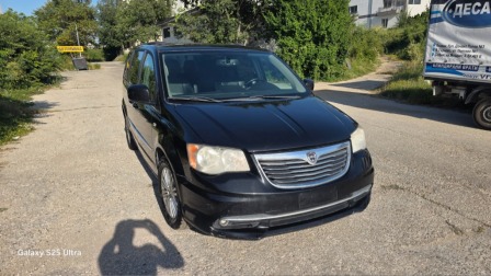 Lancia Voyager 2.8d