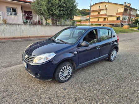 Dacia Sandero 1.4 ГАЗ/БЕНЗИН