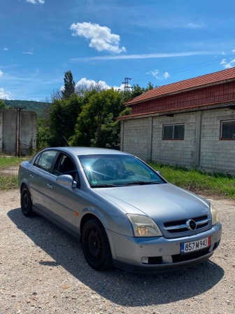 Opel Vectra 2.2i