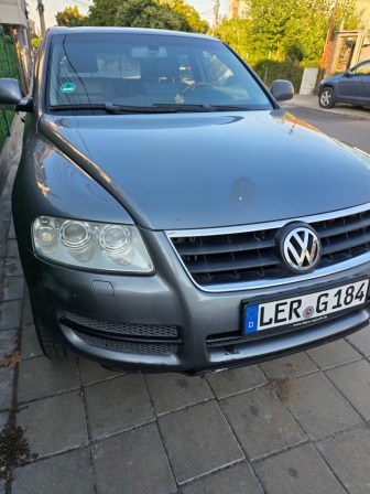 VW Touareg 3.2