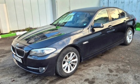 BMW 523