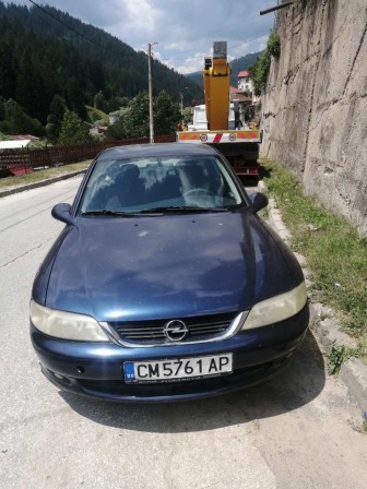 Opel Vectra 1.6i
