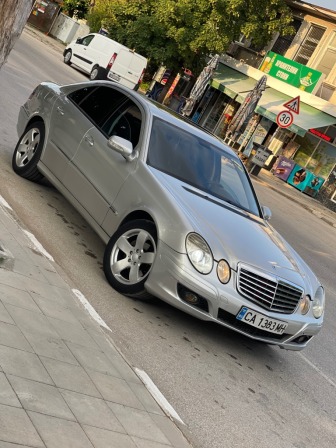 Mercedes-Benz E 270 2.7 CDI