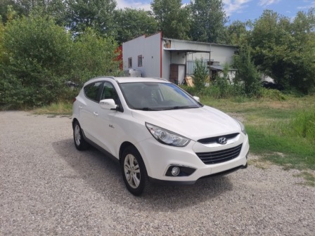 Hyundai ix35 1.7д. 154000км