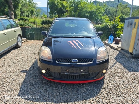 Ford Fiesta 1.25 климатик
