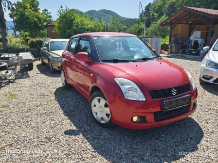 Suzuki Swift 4+4, 1.3i klima