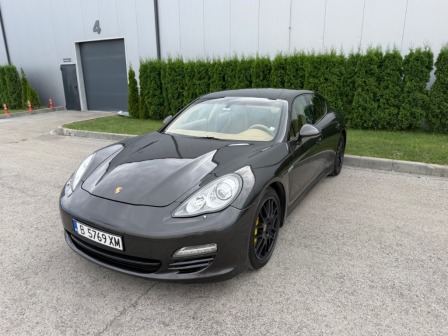 Porsche Panamera 4 PDK