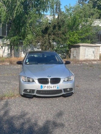 BMW 330