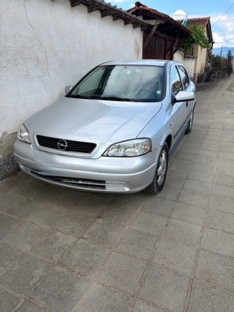 Opel Astra 1.8i