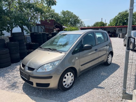 Mitsubishi Colt 1.1 75к клима