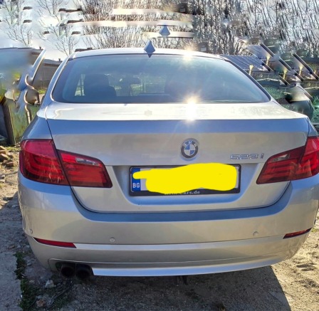 BMW 523