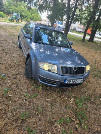 Skoda Superb 2.8 v6 30v