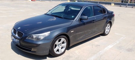 BMW 523