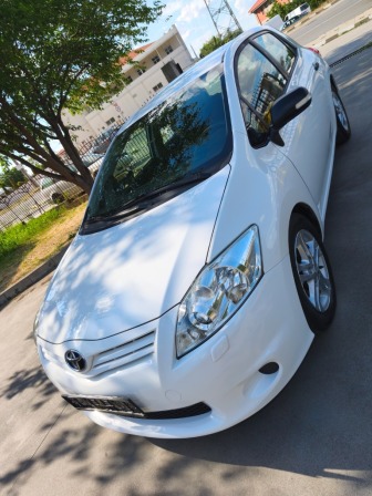 Toyota Auris 1.4 D4D 90ks.