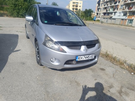 Mitsubishi Grandis 2.0