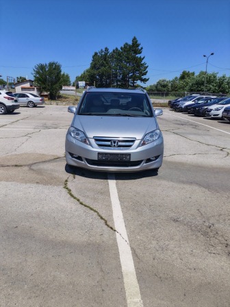 Honda FR-V