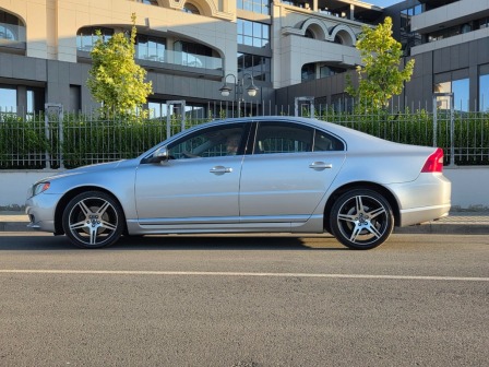 Volvo S80 2.4 D5