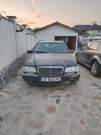 Mercedes-Benz C 180