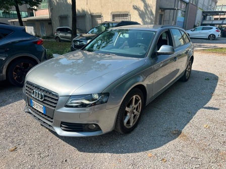 Audi A4 Avant 1.8 160кс
