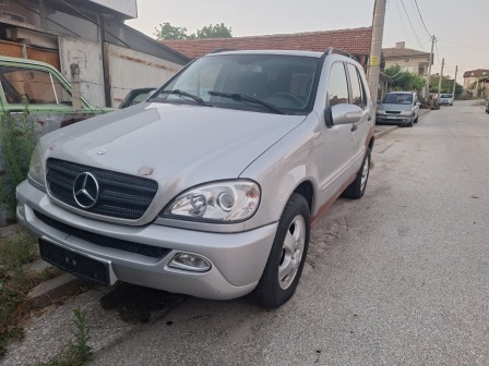 Mercedes-Benz ML 270 2.7