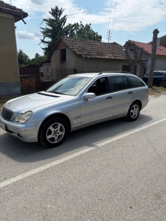 Mercedes-Benz C 180