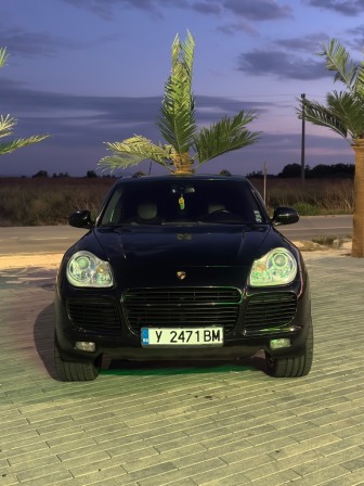 Porsche Cayenne 4.5