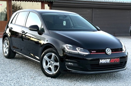 VW Golf 1.6TDi HIGHLINE