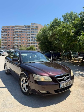 Hyundai Sonata V