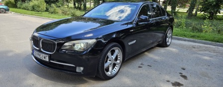 BMW 730