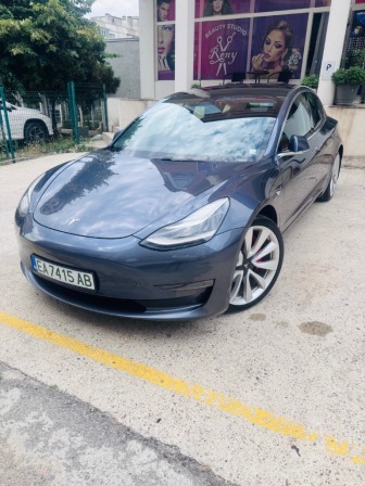 Tesla Model 3 Performance AWD