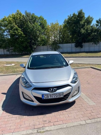 Hyundai i30 1.6 бензин /газ
