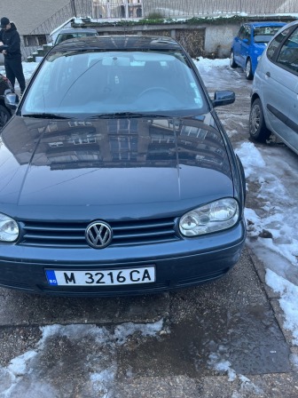 VW Golf
