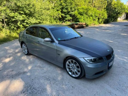 BMW 325 i