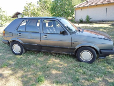 VW Golf 1.6
