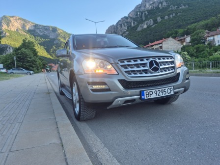 Mercedes-Benz ML 300 BlueEFFICIENCY