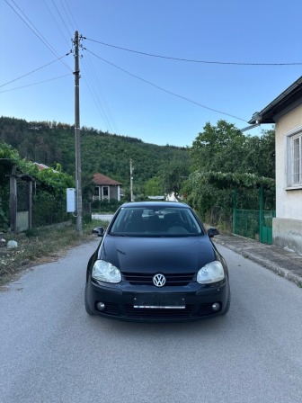 VW Golf 1900