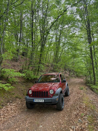 Jeep Cherokee 2.8