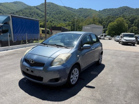 Toyota Yaris 1.0bz
