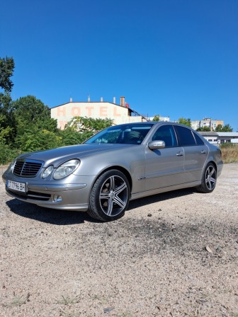Mercedes-Benz E 270 2.7cdi