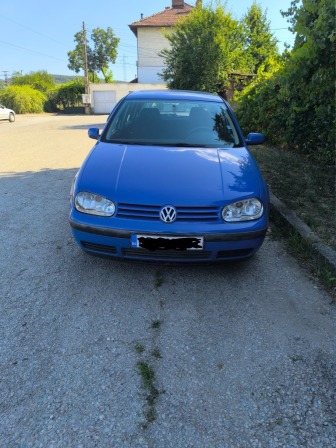 VW Golf 1.6