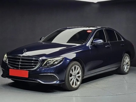 Mercedes-Benz E 220 4МATIC
